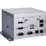 MC-1121-E4-T-W7E Встраиваемый компьютер с четырехъядерным процессором Intel Atom E3845, с 4 Гб RAM, 32 Гб CFast, Windows Embedded Standard 7, VGA, 2 x USB 2.0, 4 x Gigabit Ethernet, 2 x RS-23