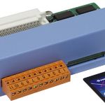 I-8073 Модуль MultiMediaCard/SD, 4 DI, 4 DO, 1 AI